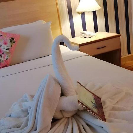 The Orchid Hotel Sibu Esterno foto