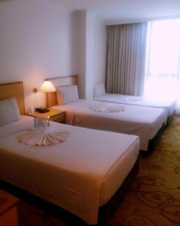 The Orchid Hotel Sibu Esterno foto