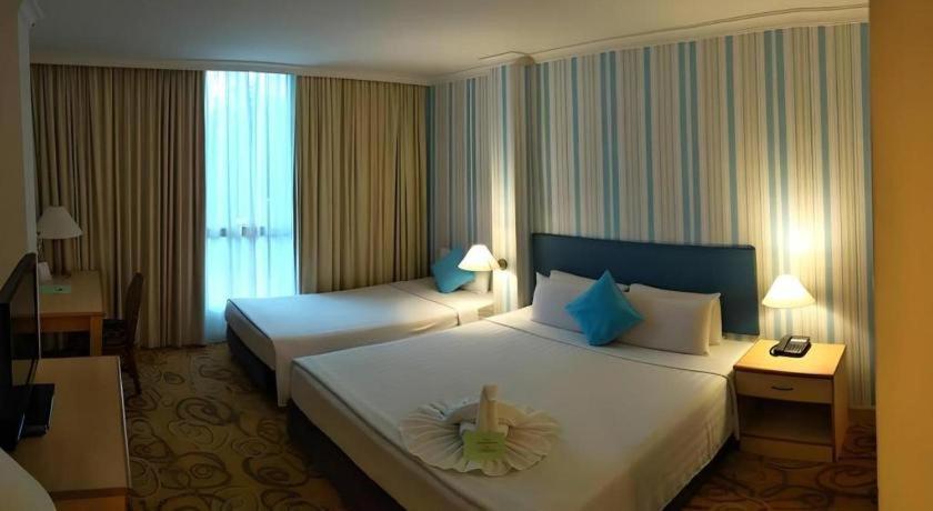 The Orchid Hotel Sibu Esterno foto