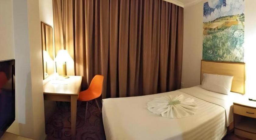 The Orchid Hotel Sibu Esterno foto
